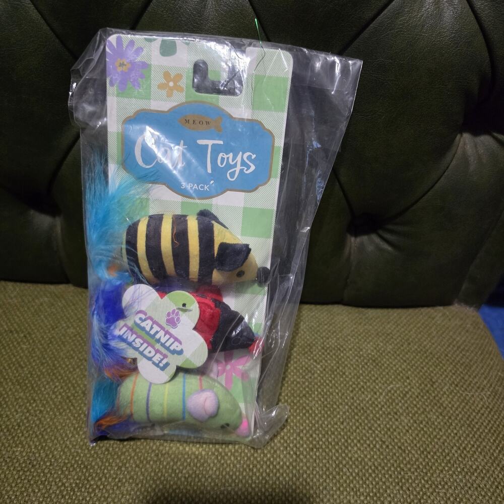 3 Pack of Cat Toys with Catnip Bells NIP